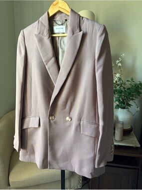 Aritzia Babaton Club Double-Breasted Blazer in color Dusty Mauve